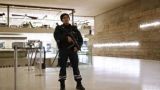 Службы безопасности Франции выясняют мотивы нападения египтянина в Лувре