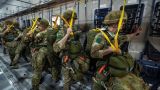Пентагон подставил Лондон: британский спецназ засветился на Украине