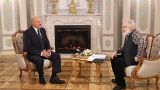 Лукашенко: Мы с Путиным, вместо того чтобы выпить, начинаем собачиться