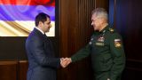 Министр обороны Армении вылетел в Москву на встречу с Шойгу