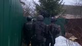 Полицейские обнаружили схрон с оружием и боеприпасами в ЛНР