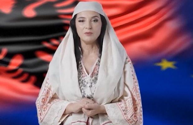 Первый в мире ИИ-министр попалась на взятках