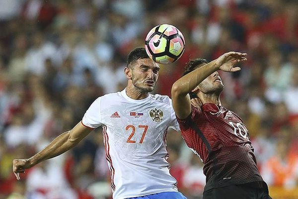 Футбольные сборные Турции и РФ сыграли вничью в товарищеском матче