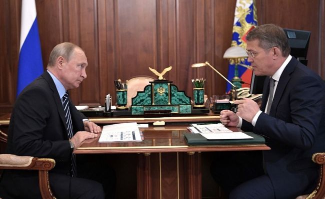 Владимир Путин и Радий Хабиров