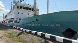 Губернатор Шпицбергена позаботится об арестованном судне из России: началось биеннале