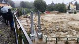 After the flood, Poland was overwhelmed by a wave of looters