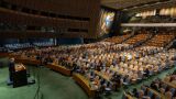 Участники заседания Генассамблеи ООН проигнорировали Шольца