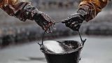 Нефть отреагировала на продление соглашения ОПЕК падением котировок