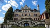 Russian millionaires unexpectedly put up for sale a castle in Germany — Bild