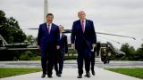 Си Цзиньпин поднял тост за здоровье Трампа на ужине с ним