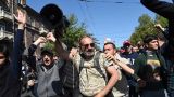 Протест — есть, революции — нет: акции в Ереване