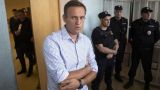 Защита Навального обжалует его арест на 30 суток за призывы к митингу