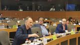 Петицию о негражданах Прибалтики рассмотрели в Европарламенте