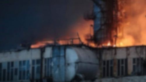 Российские ударные беспилотники разносят Херсонскую ТЭЦ