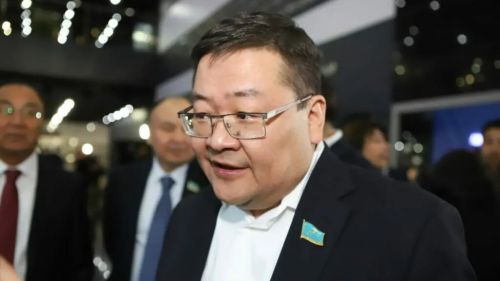 Казахский депутат-националист потребовал положить конец украинской пропаганде