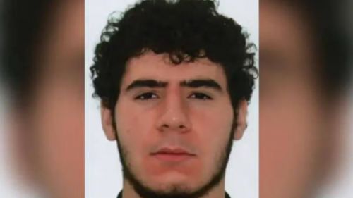 Suspect in a hit-and—run at a gay pride parade in Berlin killed by police - Bild