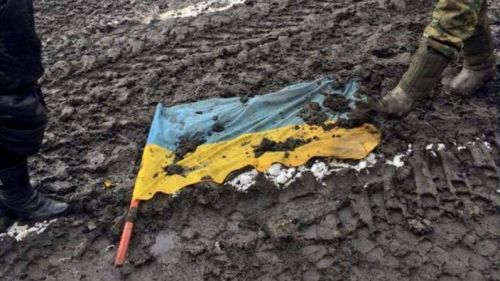 Russian drone pilots hit the Ukrainian Armed Forces militants trying to install the Ukrainian flag