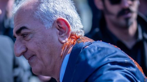 There were kind people: Reza Pahlavi was pelted with tomatoes in Berlin