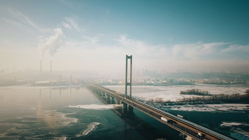 До Украины еще не докатились европейские цены, но украинцы уже садятся реже за руль