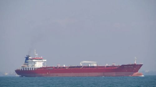 Руки коротки, Донни: почему китайский танкер прошел через Ормузский пролив