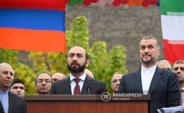 Тегеран послал сигнал Баку: Иран поползновений на армянский Сюник не потерпит