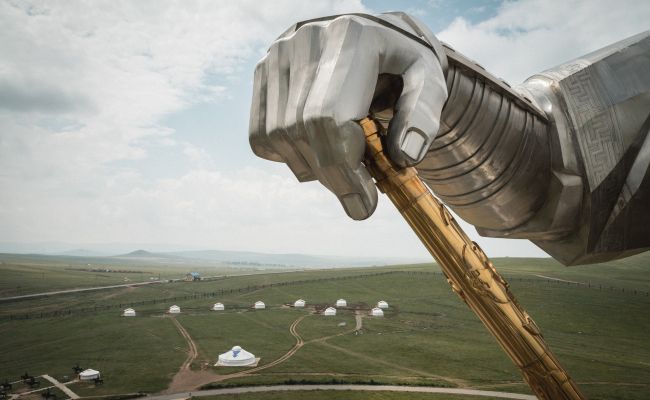 Граждане Монголии будут получать доход от природных ресурсов на карты