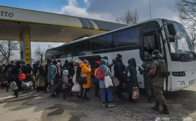Минобороны РФ эвакуировало из Херсона 90 граждан разных государств за сутки