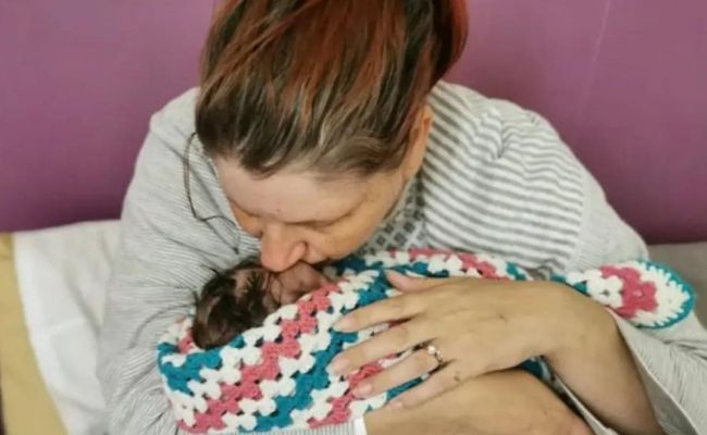 Скандал в Британии: сотни младенцев умерли в роддомах из-за халатности 