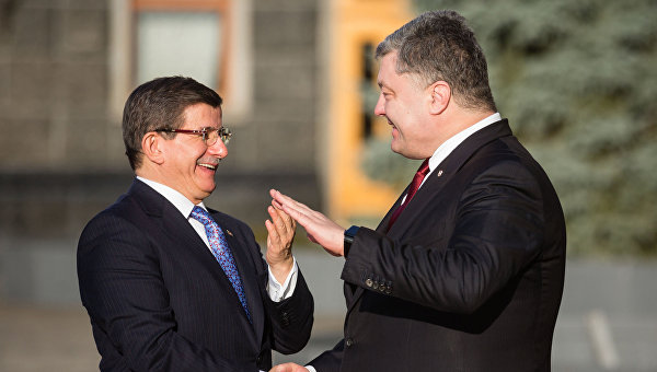 Порошенко предлагает Турции украинские предприятия и хранилища газа