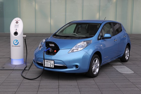 Из-за неполадок в тормозной системе Nissan отзывает 47 тысяч электромобилей