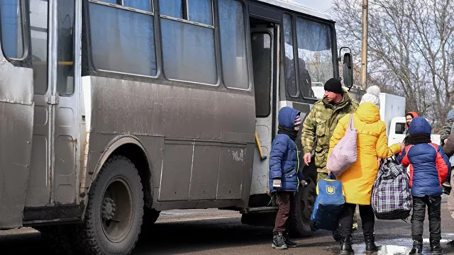 Из Мариуполя в Россию прибыли 13 автобусов с беженцами