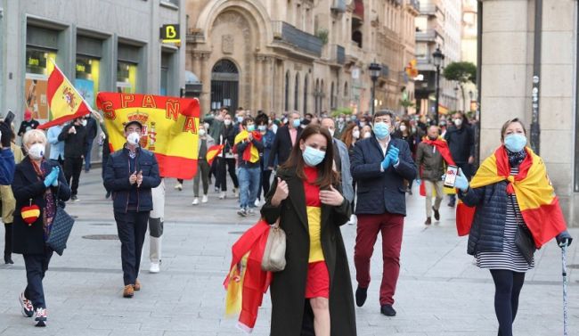 В Испании не хотят вновь вводить карантин, несмотря на вспышку коронавируса