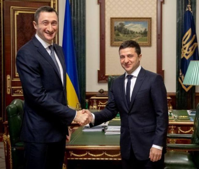 Семья вице-премьера Чернышова тайком сбежала с Украины